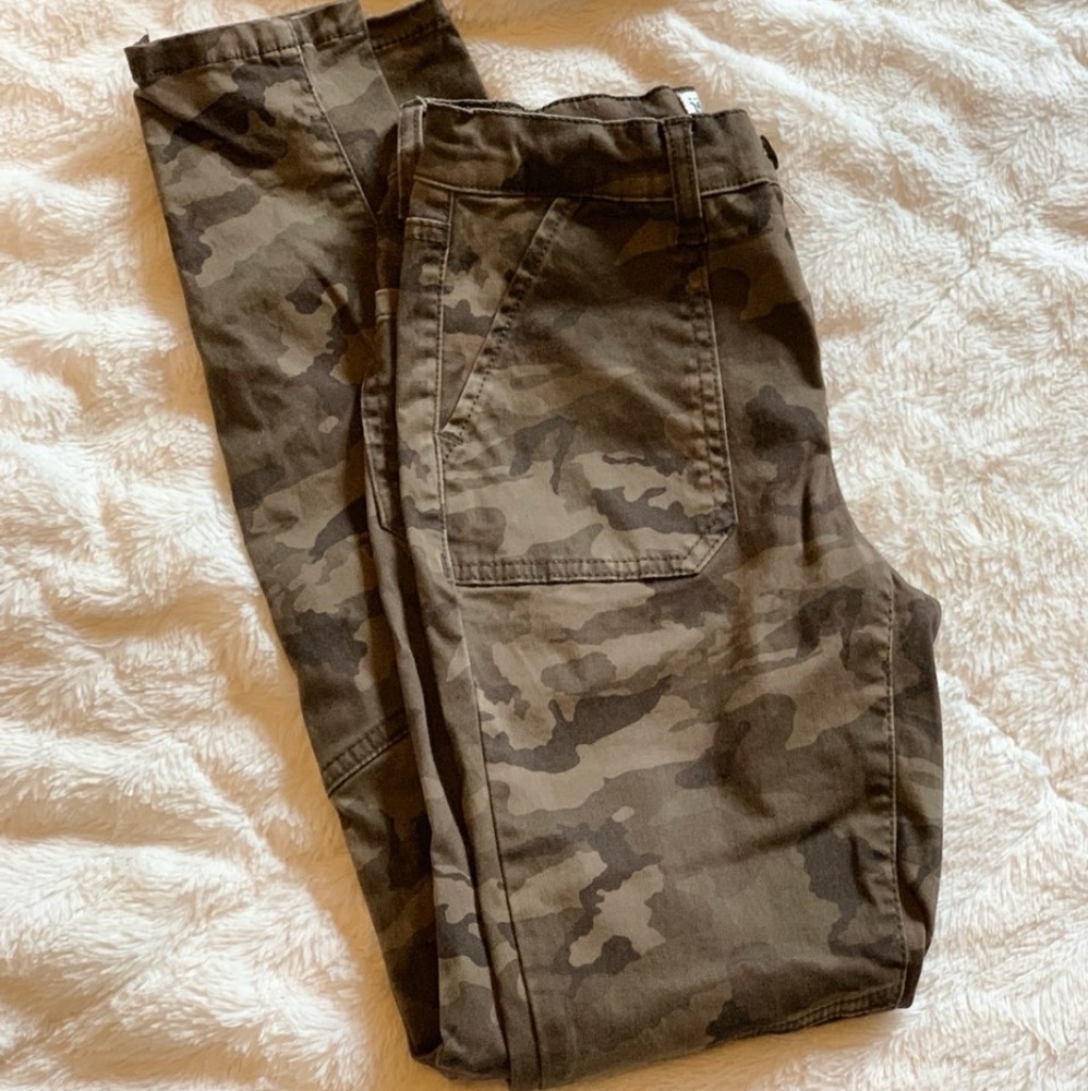 Mudd camo skinny pant